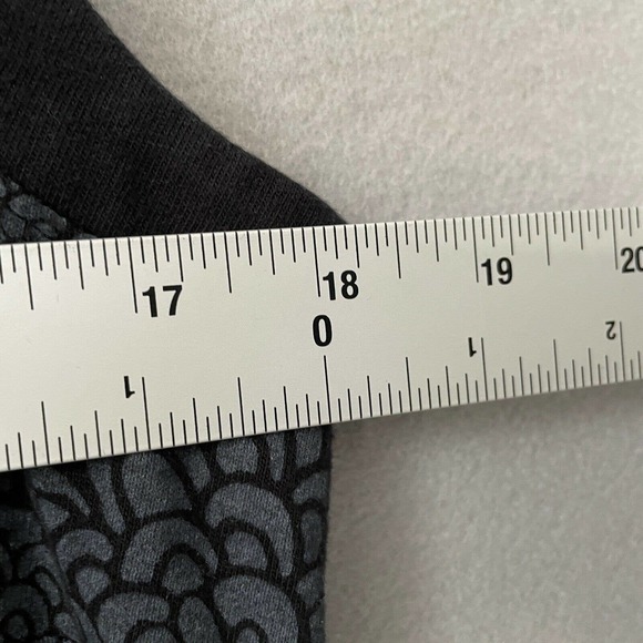 Fresh Produce Floral‎ Gray Black Dress - Picture 10 of 11